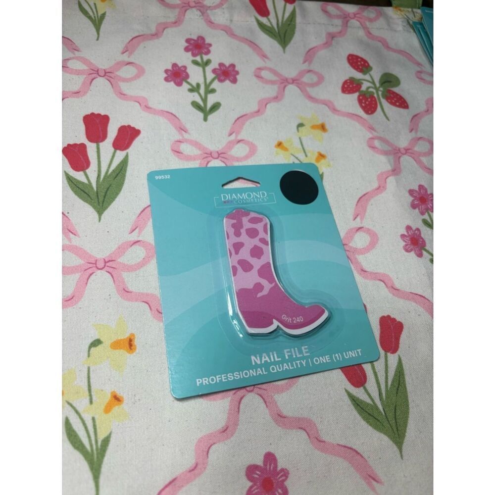 New Diamond Cosmetics Pink Leopard Boot Nail File
